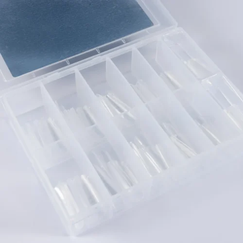 Kvadrato formos viršutinės nagų formelės