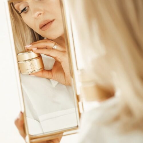 Lamani nagų poligelis