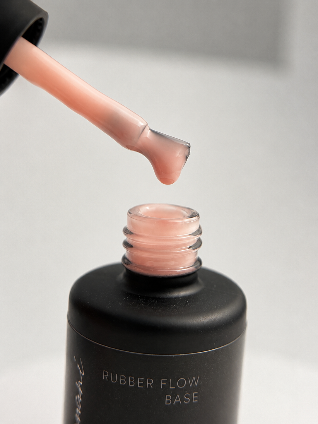 FLOW KAUČIUKINĖ BAZĖ SOFT PEACH 8 ml - Image 2